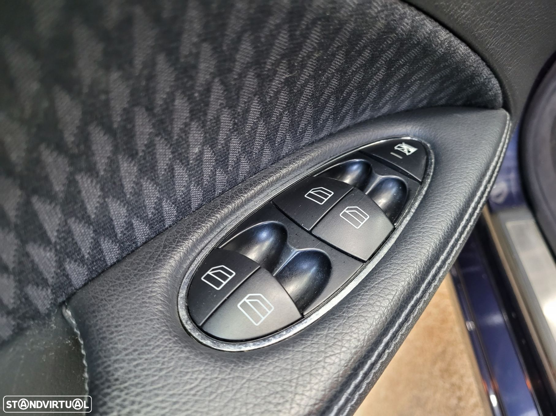 Mercedes-Benz E 220 CDi Classic Aut. - 29