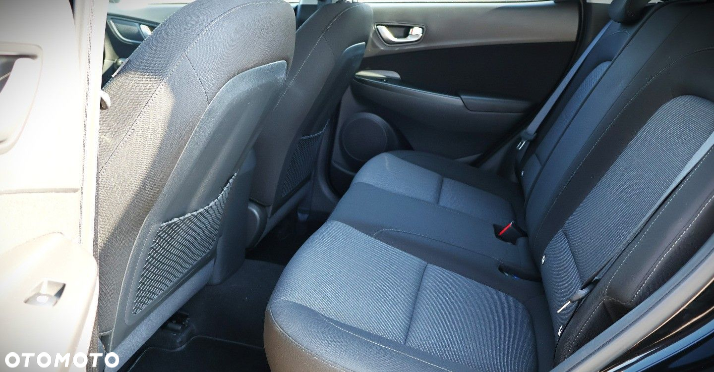 Hyundai Kona - 15