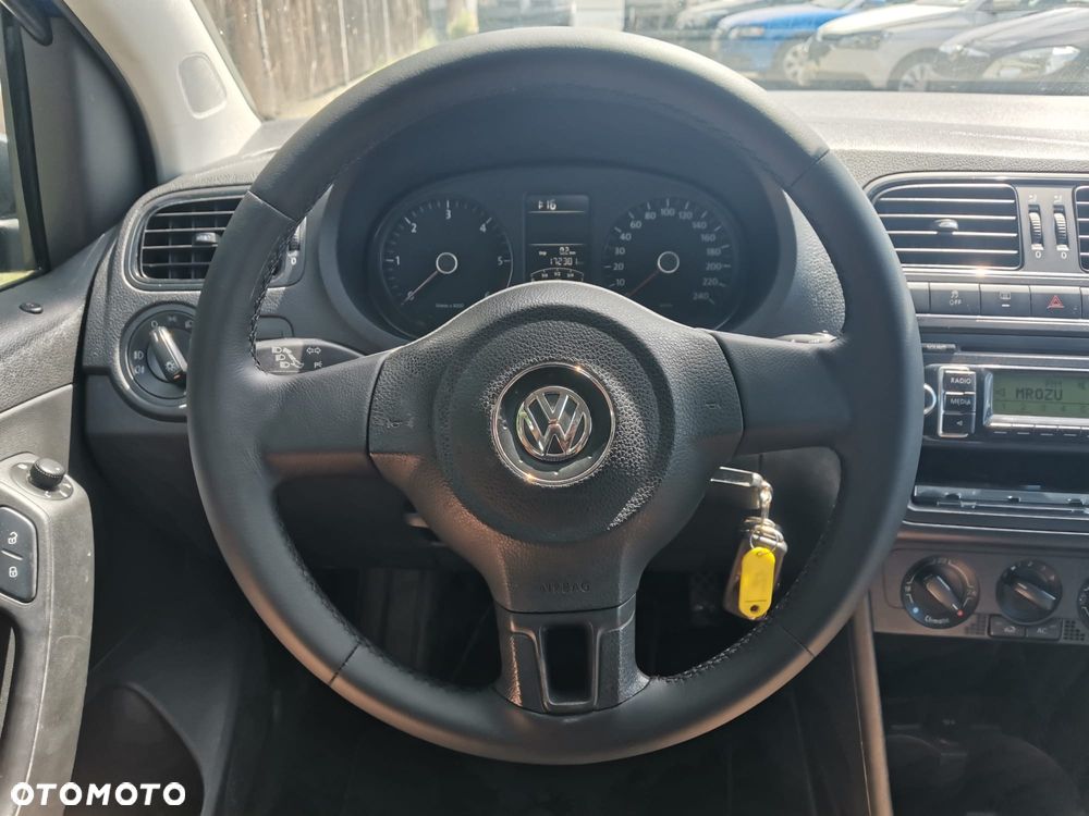Volkswagen Polo 1.6 TDI Blue Motion Style - 12