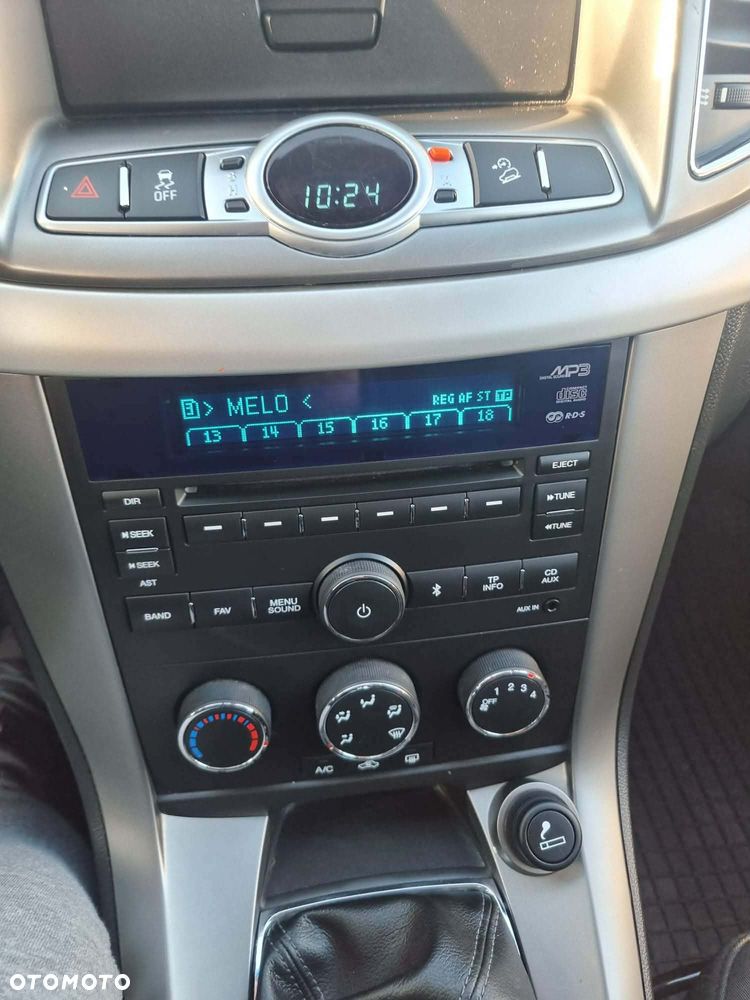 Chevrolet Captiva 2.4 FWD LT - 8