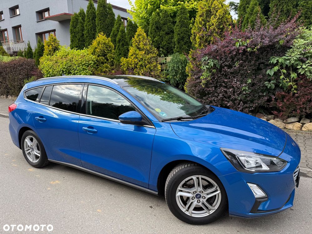 Ford Focus 1.5 EcoBlue Start-Stopp-System TITANIUM DESIGN - 6