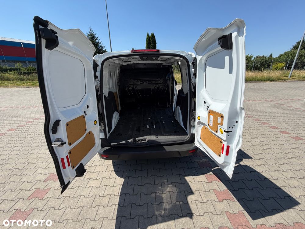Ford Transit Connect - 11
