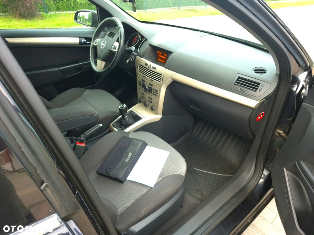 Opel Astra 1.6 Comfort / Cool - 20
