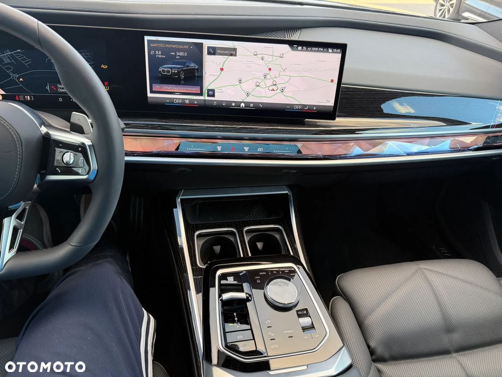 BMW Seria 7 740d xDrive mHEV sport - 10