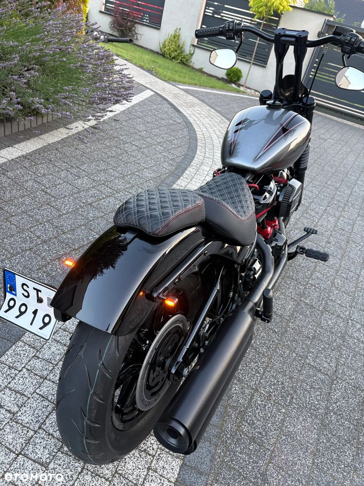 Harley-Davidson Softail Street Bob - 9