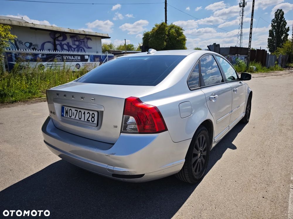 Volvo S40 2.4i - 3