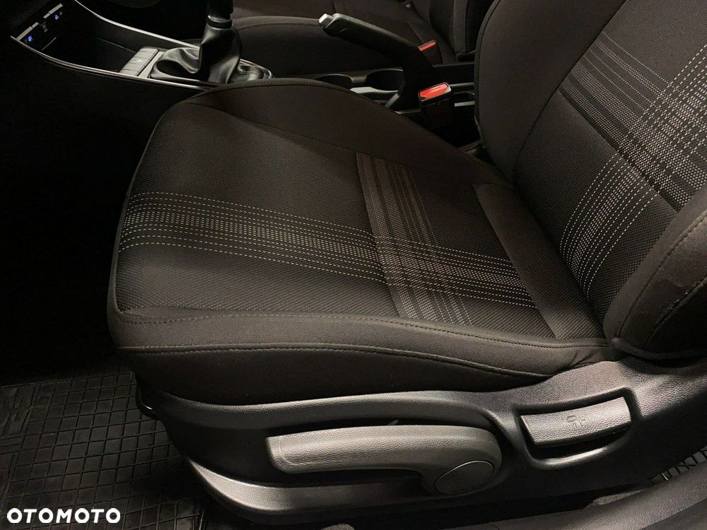 Hyundai i20 - 19