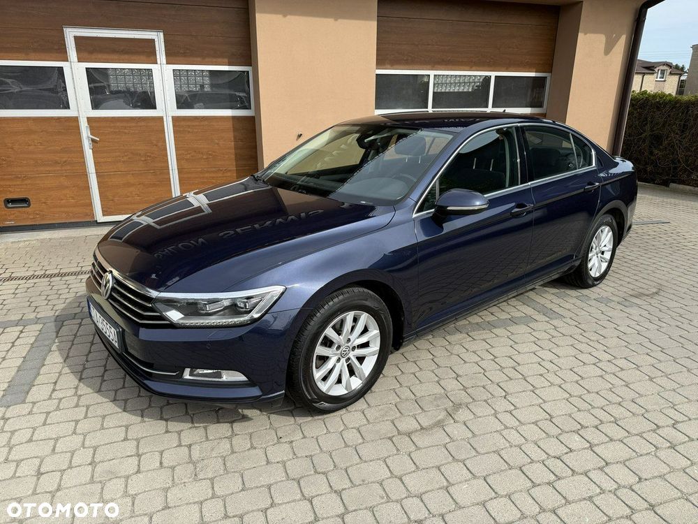 Volkswagen Passat 1.8 TSI BMT Comfortline - 12