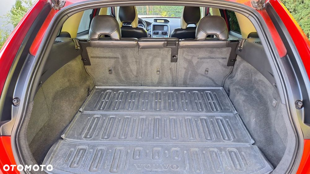 Volvo XC 60 - 36