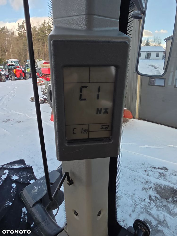 Claas Arion 630 - 15