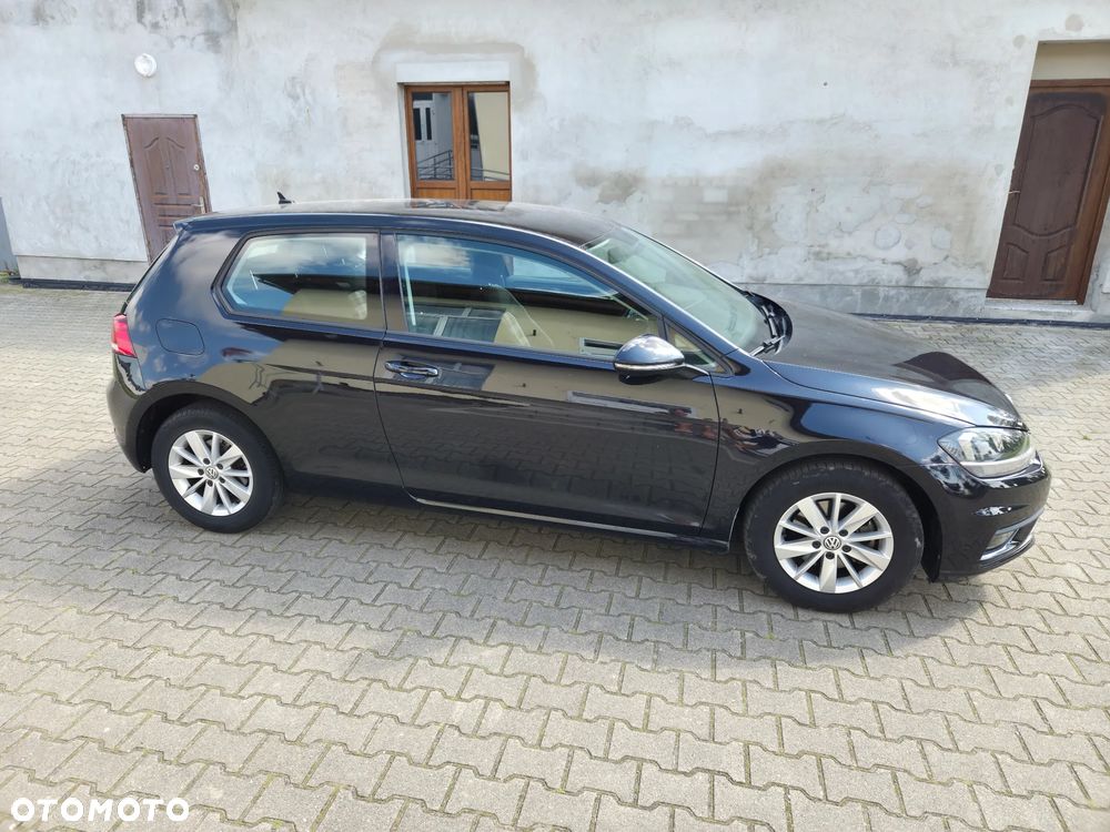 Volkswagen Golf - 3