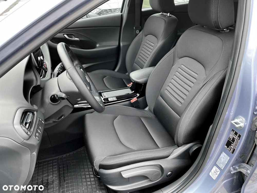 Hyundai i30 1.5 T-GDI 48V Smart - 13