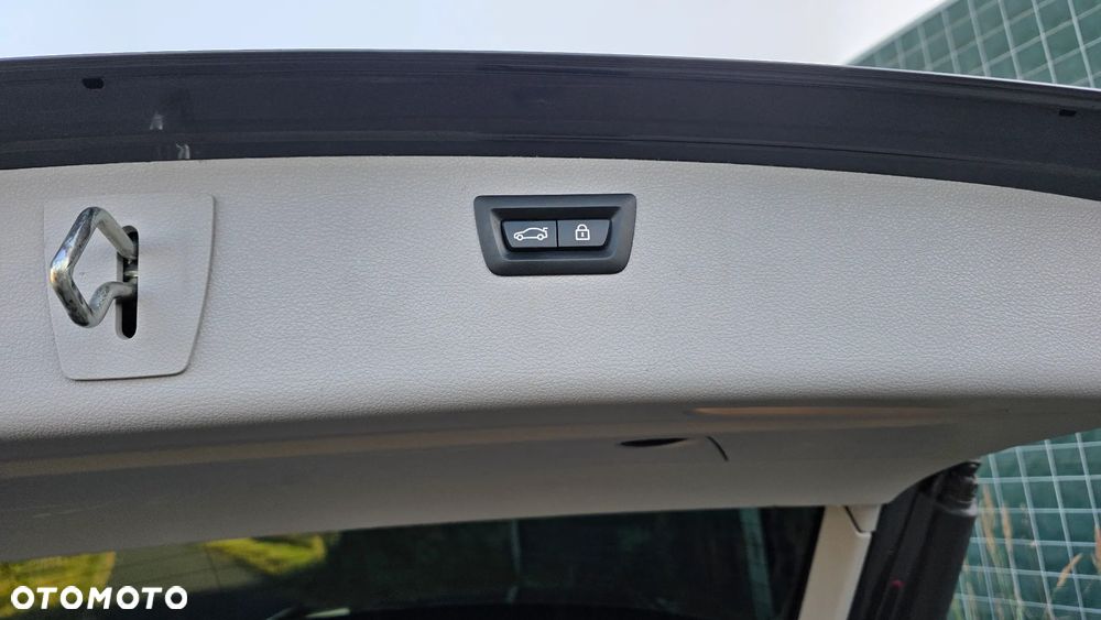 BMW Seria 3 - 24