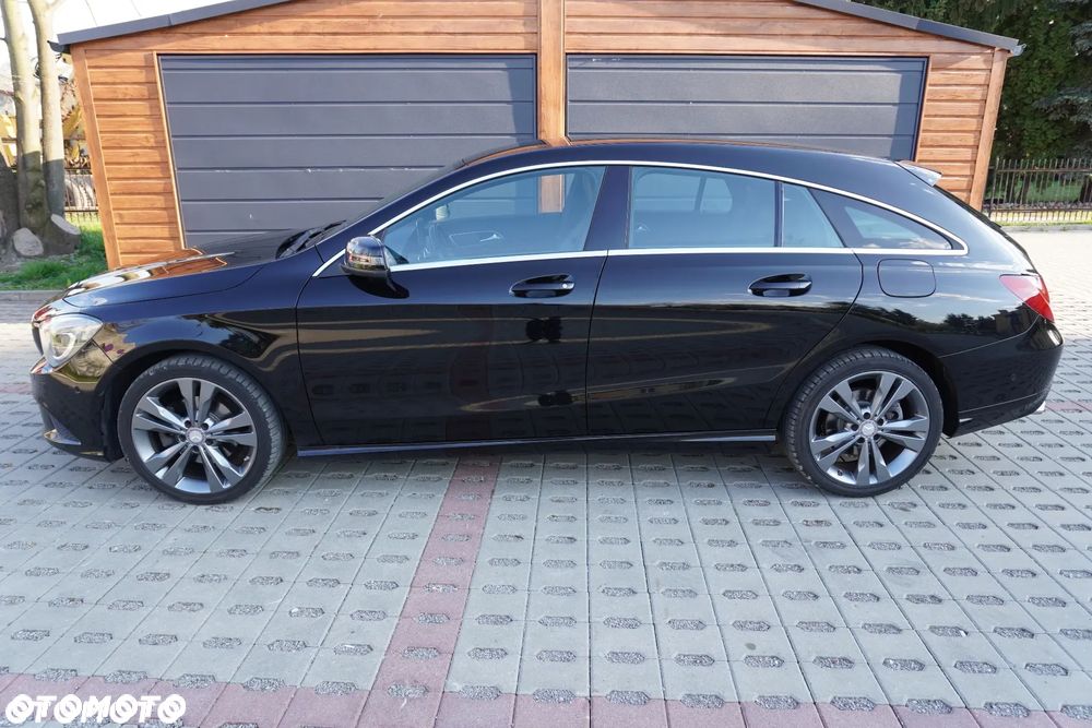 Mercedes-Benz CLA 200 Peak Edition - 3