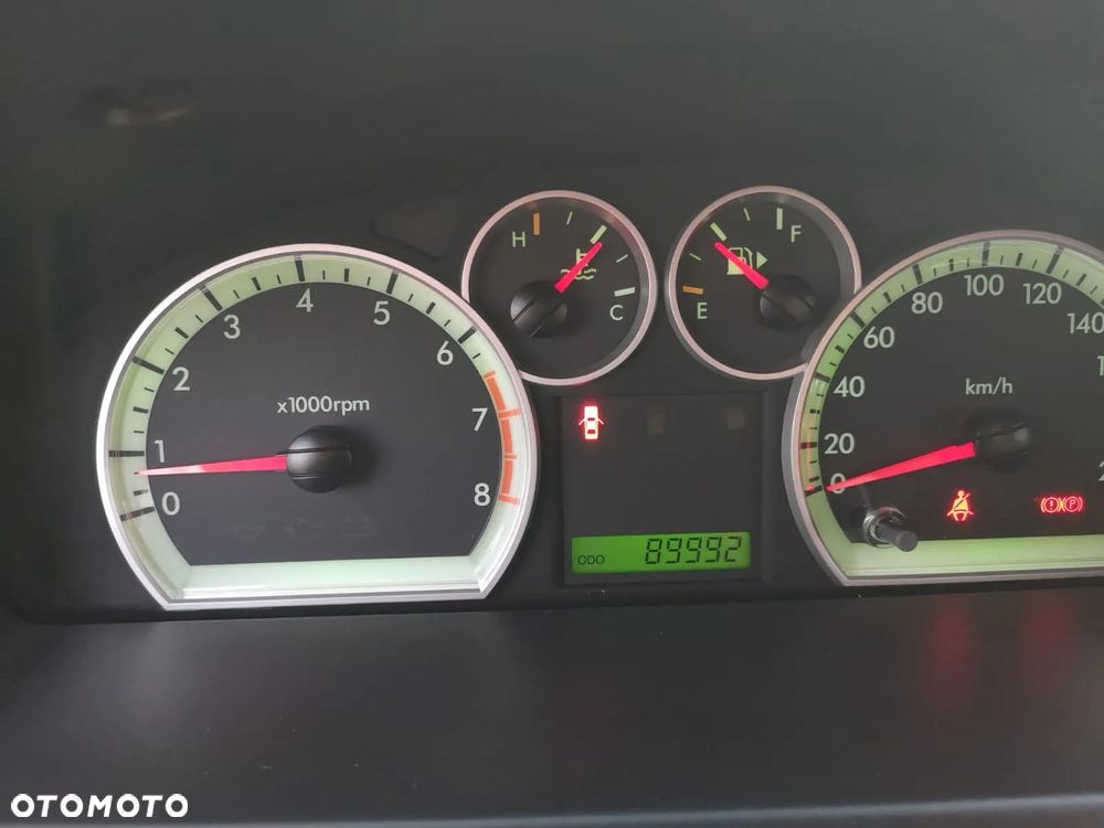 Chevrolet Aveo 1.2 16V Base - 12