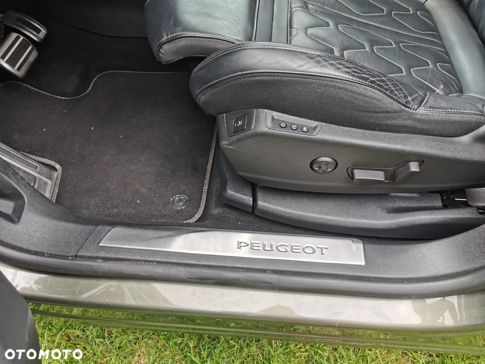 Peugeot 5008 2.0 BlueHDI GT S&S EAT8 - 23