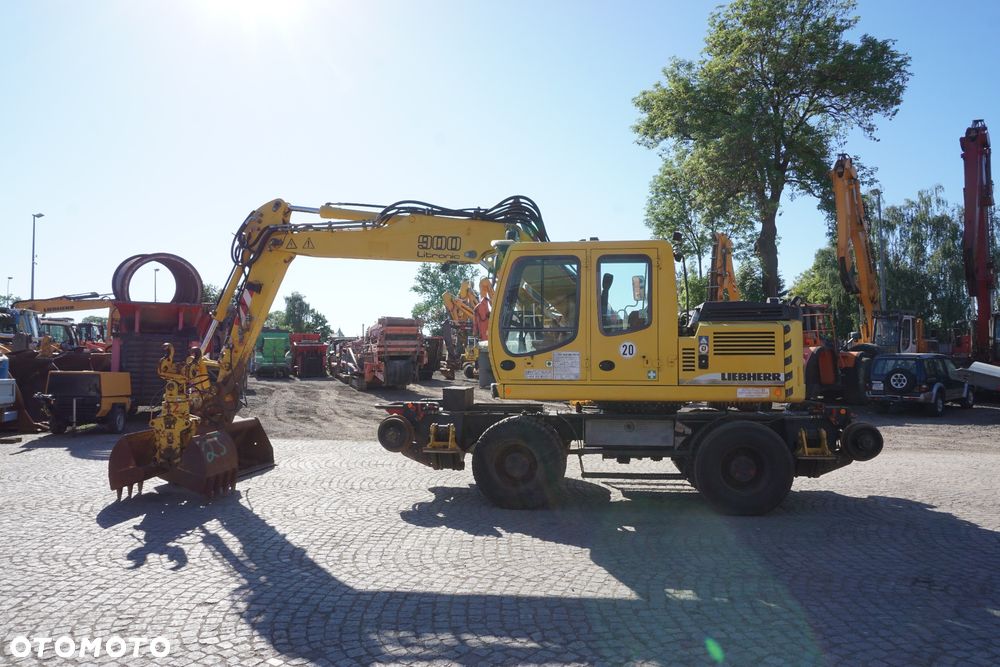 Liebherr A900C ZW Koparka dwudrożna Kolejowa - 6