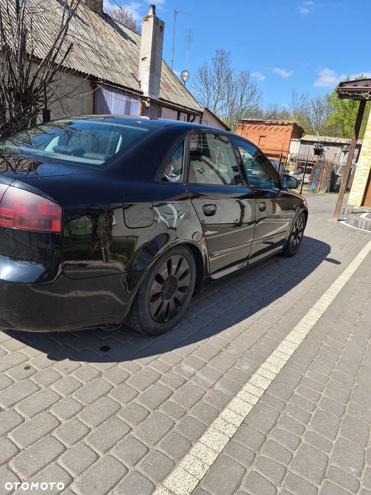 Audi A4 Avant 2.0 TDI DPF Quattro - 5