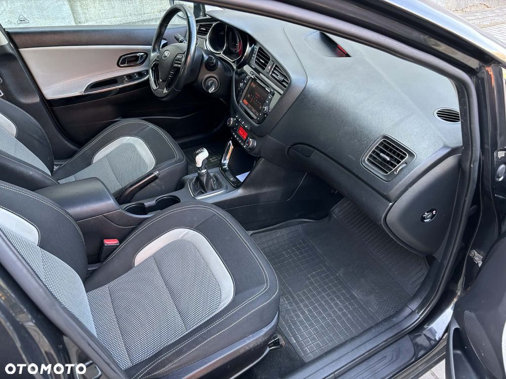 Kia Ceed 1.6 CRDi Business Line - 14