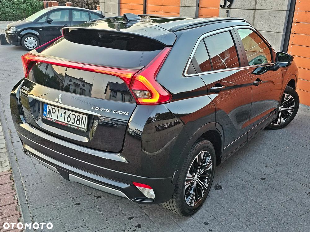 Mitsubishi Eclipse Cross 1.5 T-MIVEC CVT 2WD Spirit - 11