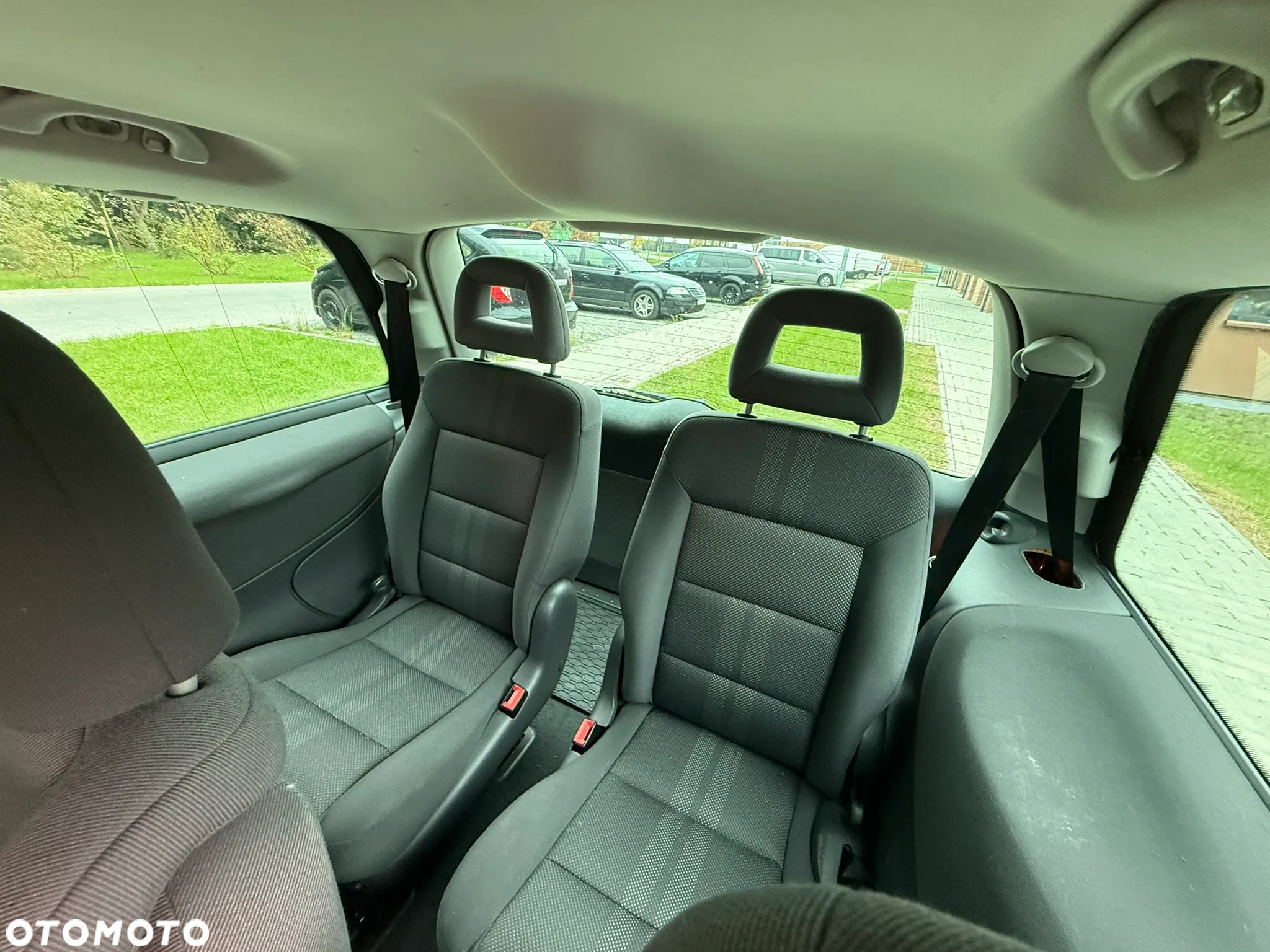 Volkswagen Sharan - 9