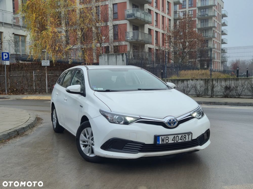 Toyota Auris Hybrid 135 Comfort - 3