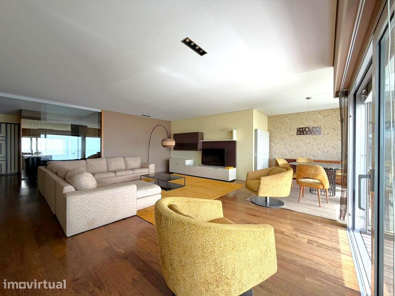 T4 frente mar com vistas deslumbrantes | Matosinhos Sul - Grande imagem: 5/28