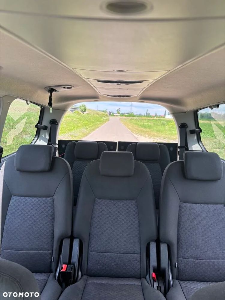 Ford Galaxy 2.0 TDCi Ghia - 11