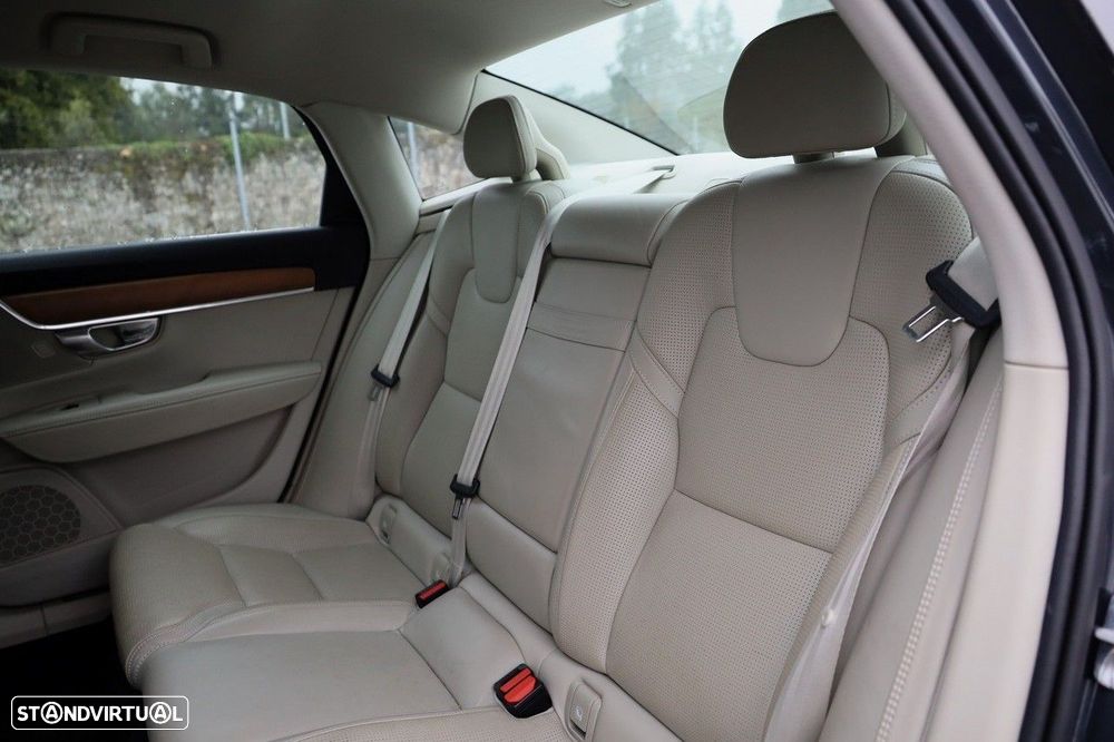 Volvo S90 2.0 D5 Inscription AWD Geartronic - 11