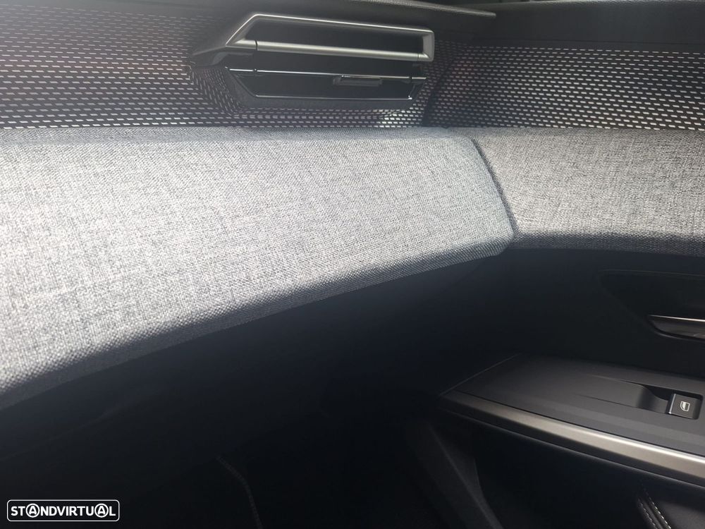 Peugeot 5008 1.2 Hybrid GT e-DCS6 - 16