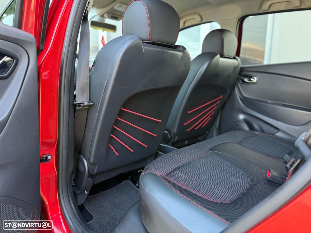 Renault Captur 1.5 dCi Exclusive - 23