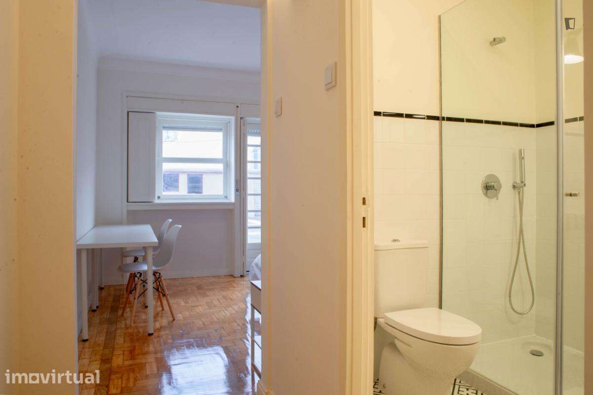 Quarto - localizado em Cedofeita Porto - Grande imagem: 5/28