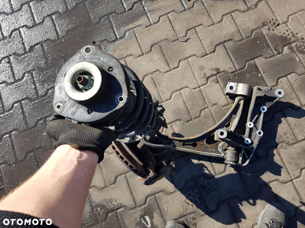 AUDI A3 8P 04-07r 2.0 TDI AMORTYZATOR ZWROTNICA PRAWA PRZÓD - 5