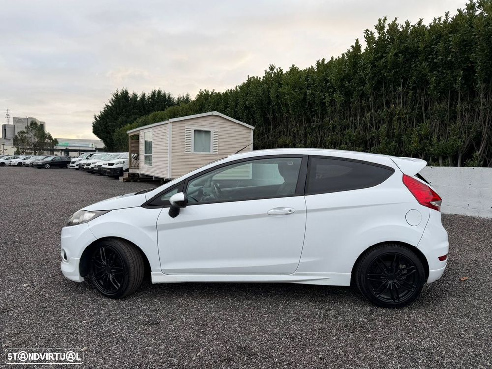 Ford Fiesta 1.4 TDCi - 11