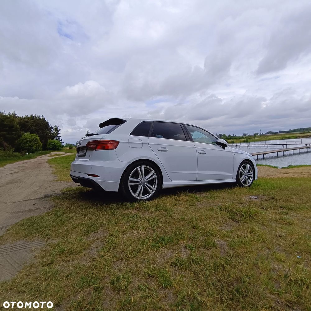 Audi A3 Sportback 2.0 TDI - 17