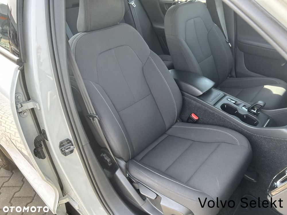 Volvo XC 40 - 23
