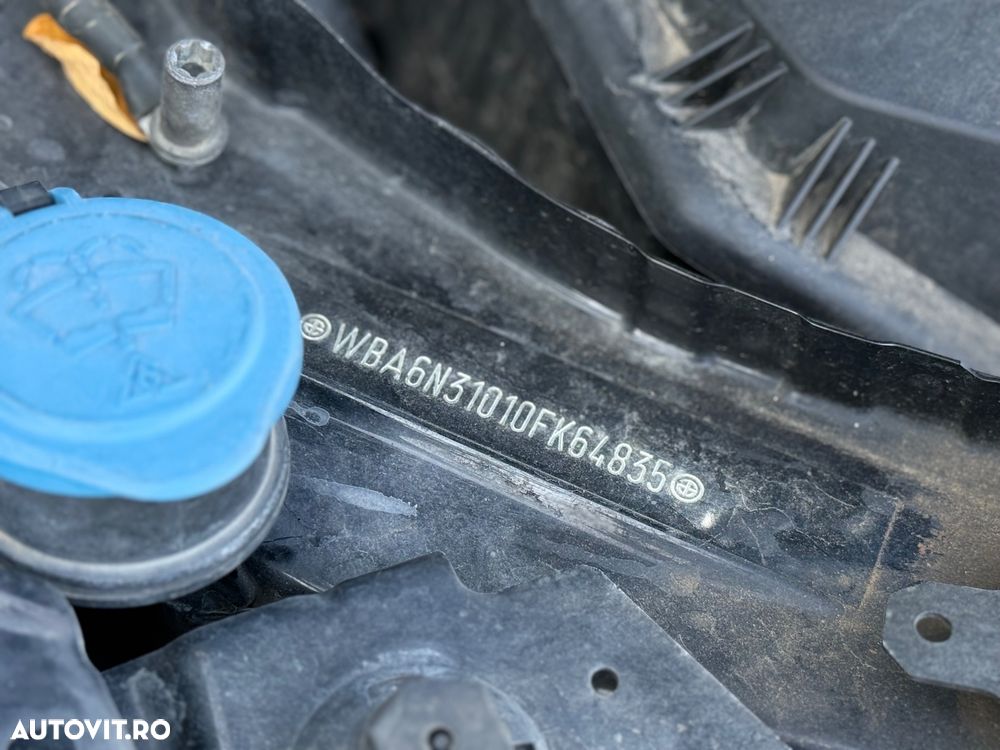 BMW Seria 3 330e Aut. Advantage - 40