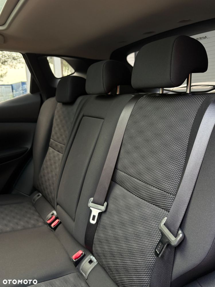 Nissan Qashqai 1.6 DCi N-Connecta - 12