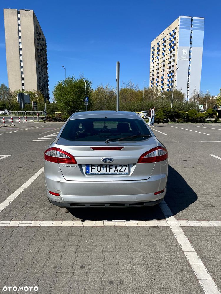 Ford Mondeo 1.6 Silver X - 33