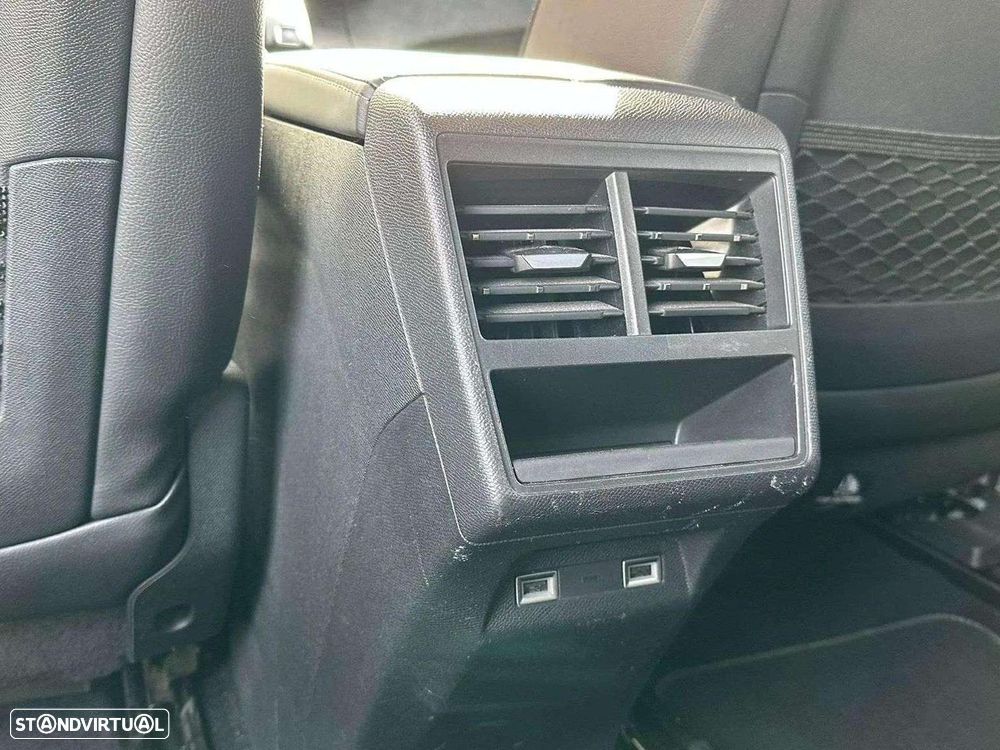 DS DS7 Crossback 1.5 BlueHDi Performance Line EAT8 - 19