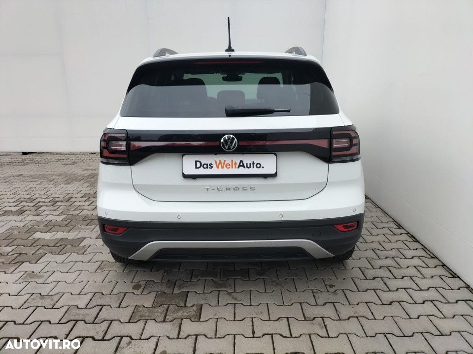 Volkswagen T-Cross - 4