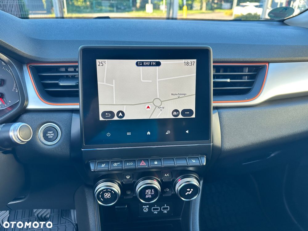 Renault Captur TCe 100 INTENS - 10