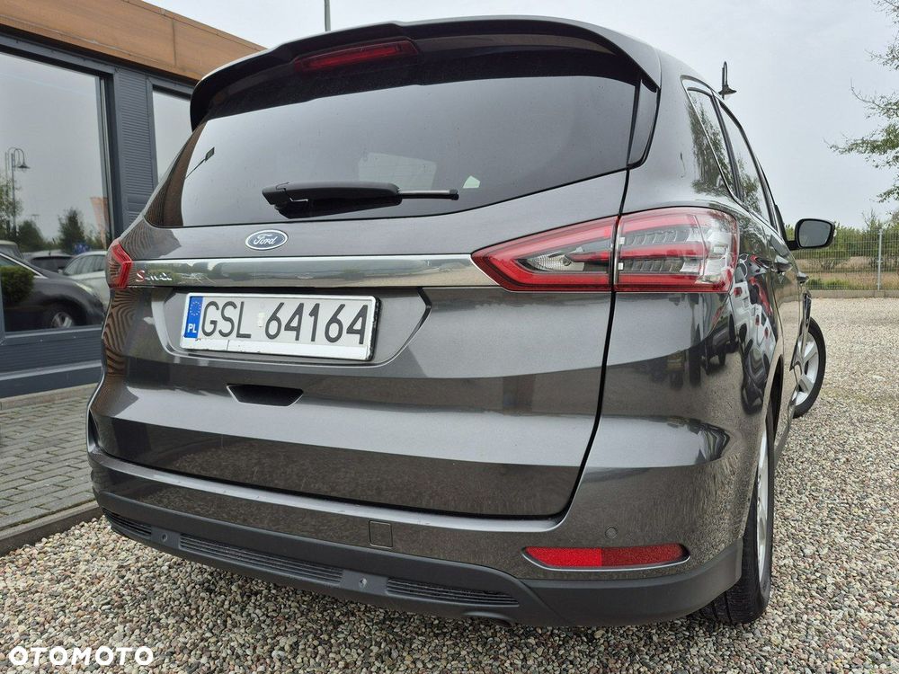 Ford S-Max - 19