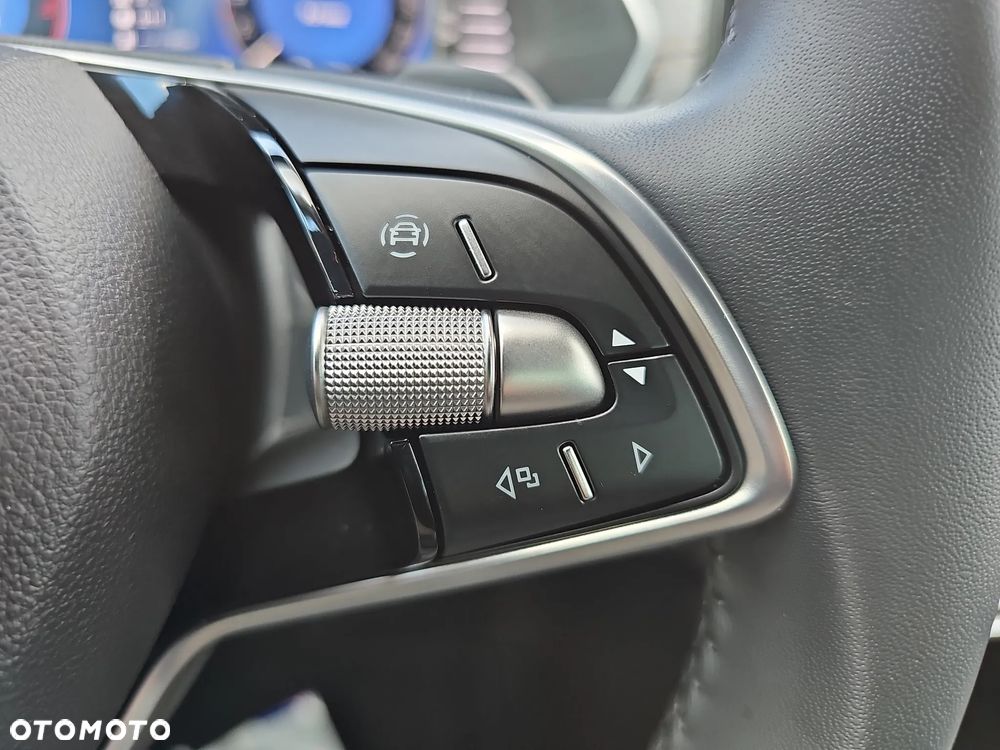 Skoda Octavia 1.5 TSI mHEV Selection DSG - 23