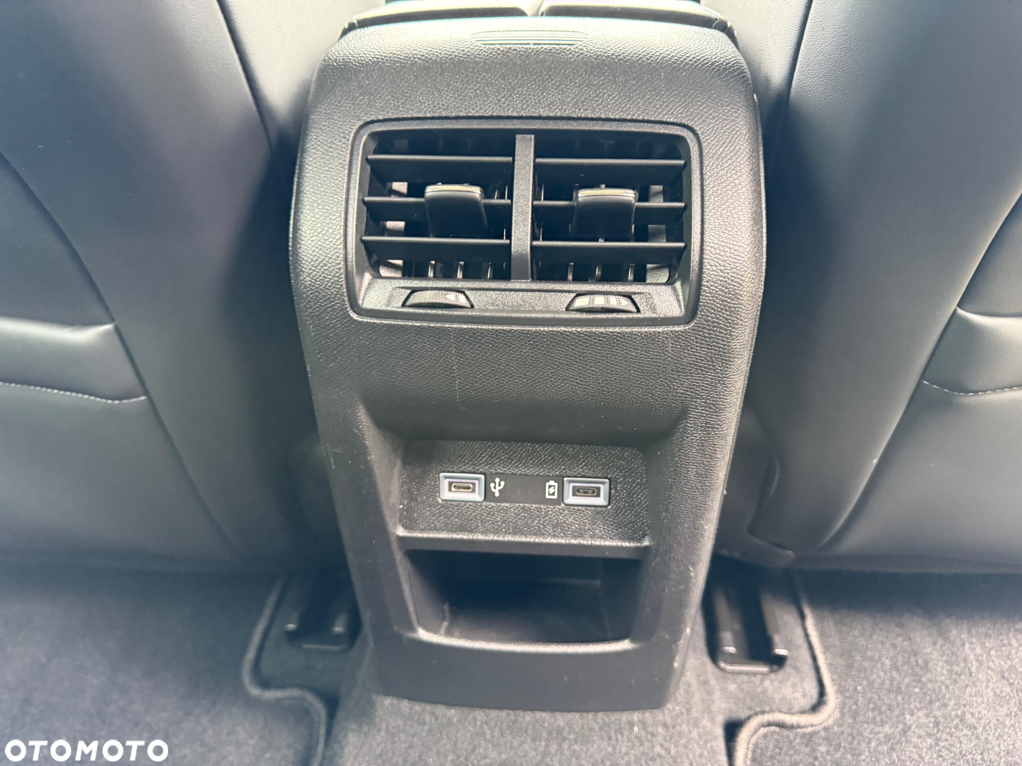 Peugeot 308 1.6 Hybrid PHEV GT Pack EAT8 - 32
