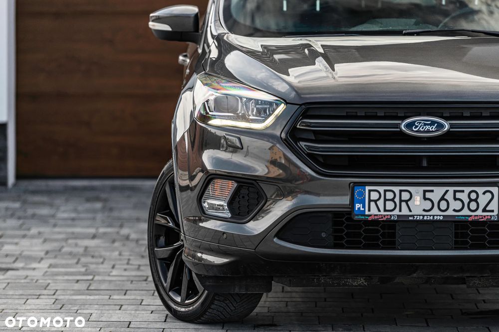 Ford Kuga 1.5 EcoBoost 2x4 ST-Line - 13