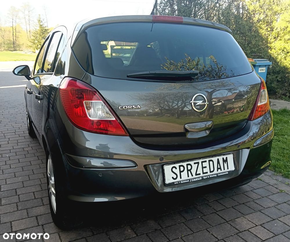 Opel Corsa 1.4 16V Innovation - 6