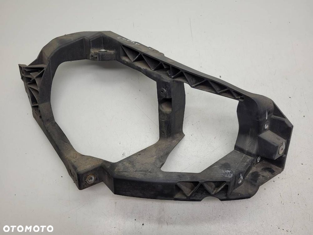 OKULAR REFLEKTORA PRAWY PRZÓD MOCOWANIE LAMPY SMART FORFOUR 454 A4546201001 - 1