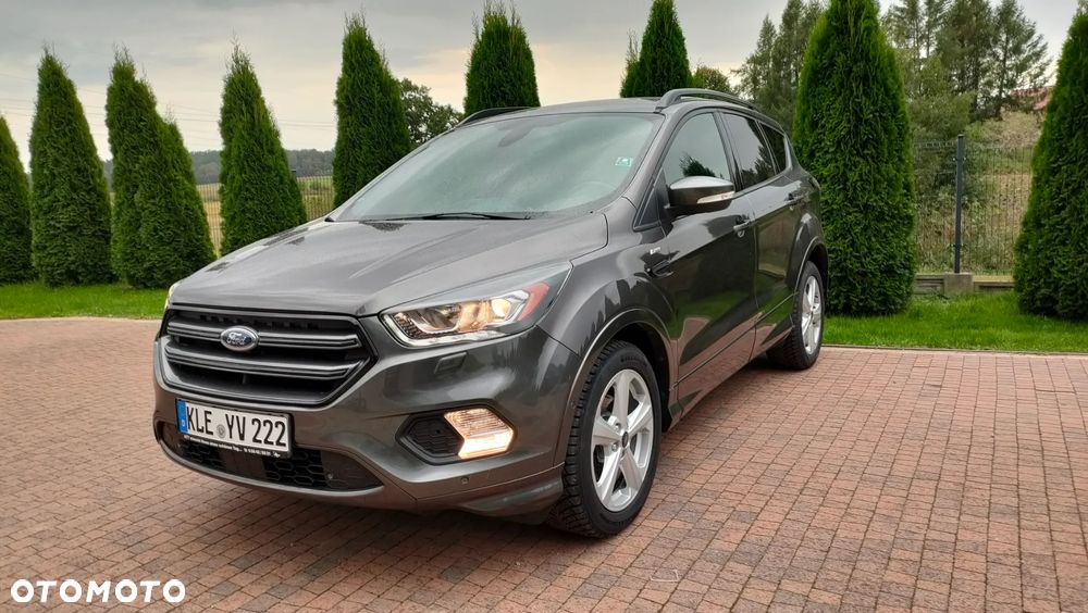 Ford Kuga 1.5 EcoBoost 2x4 ST-Line - 1
