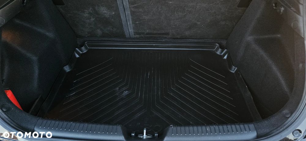 Hyundai i30 1.6 CRDi BlueDrive Go - 17